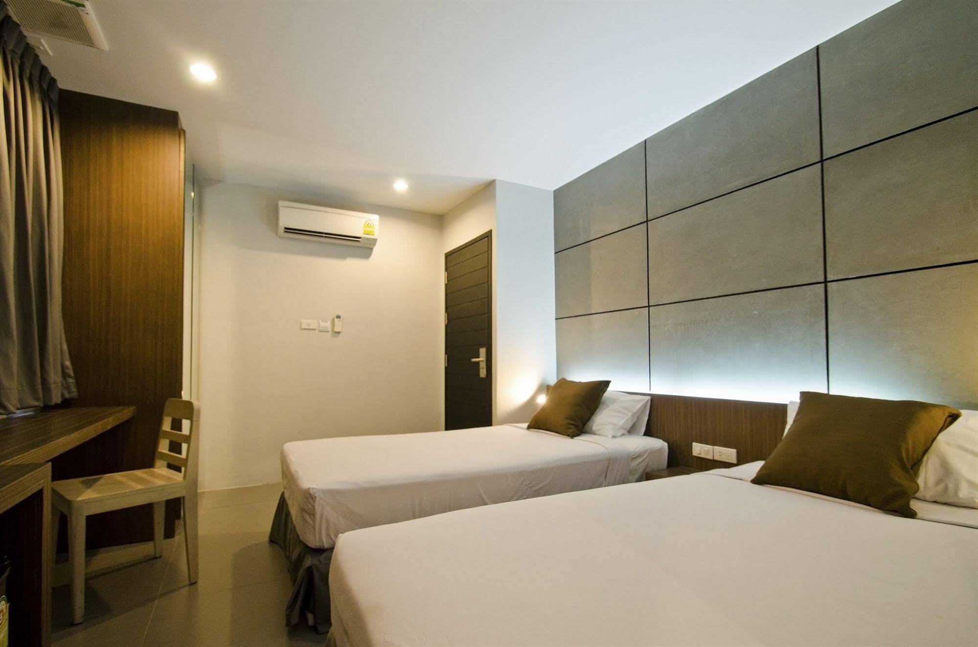 DI Place Hotel Bangkok Exterior foto